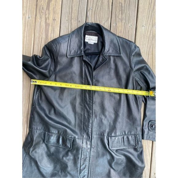 Carina New York Women’s Black Collared Button Long Leather Coat Size Medium - Picture 16 of 16